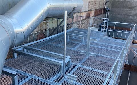 mise en place charpente industrie